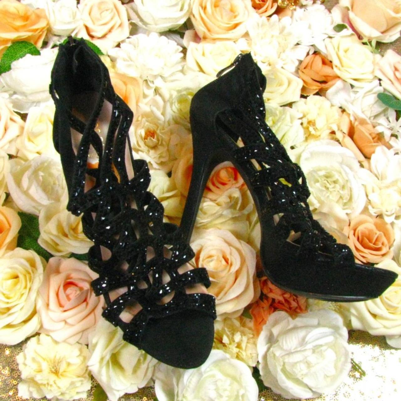 De blossom store collection black heels