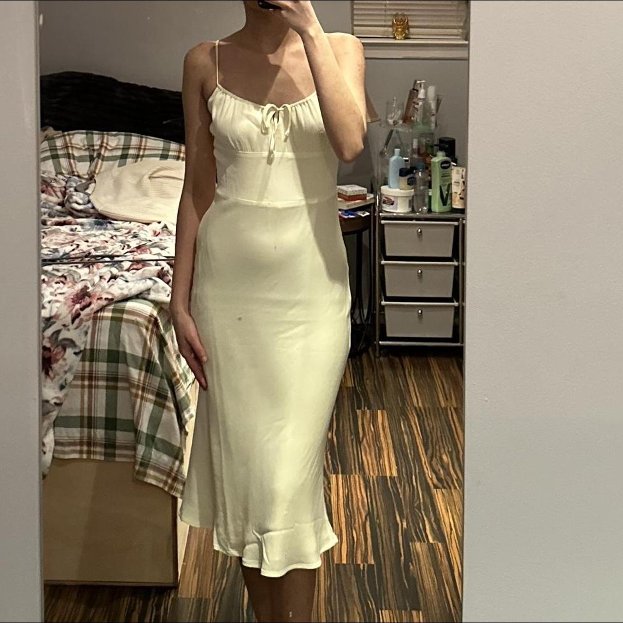 Aritzia Women's Yellow and Cream Dress Depop