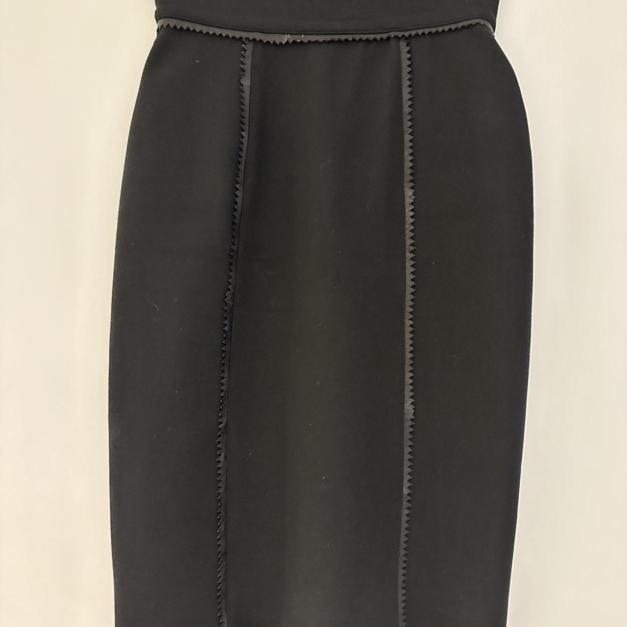 Burberry new never used black pencil skirt with