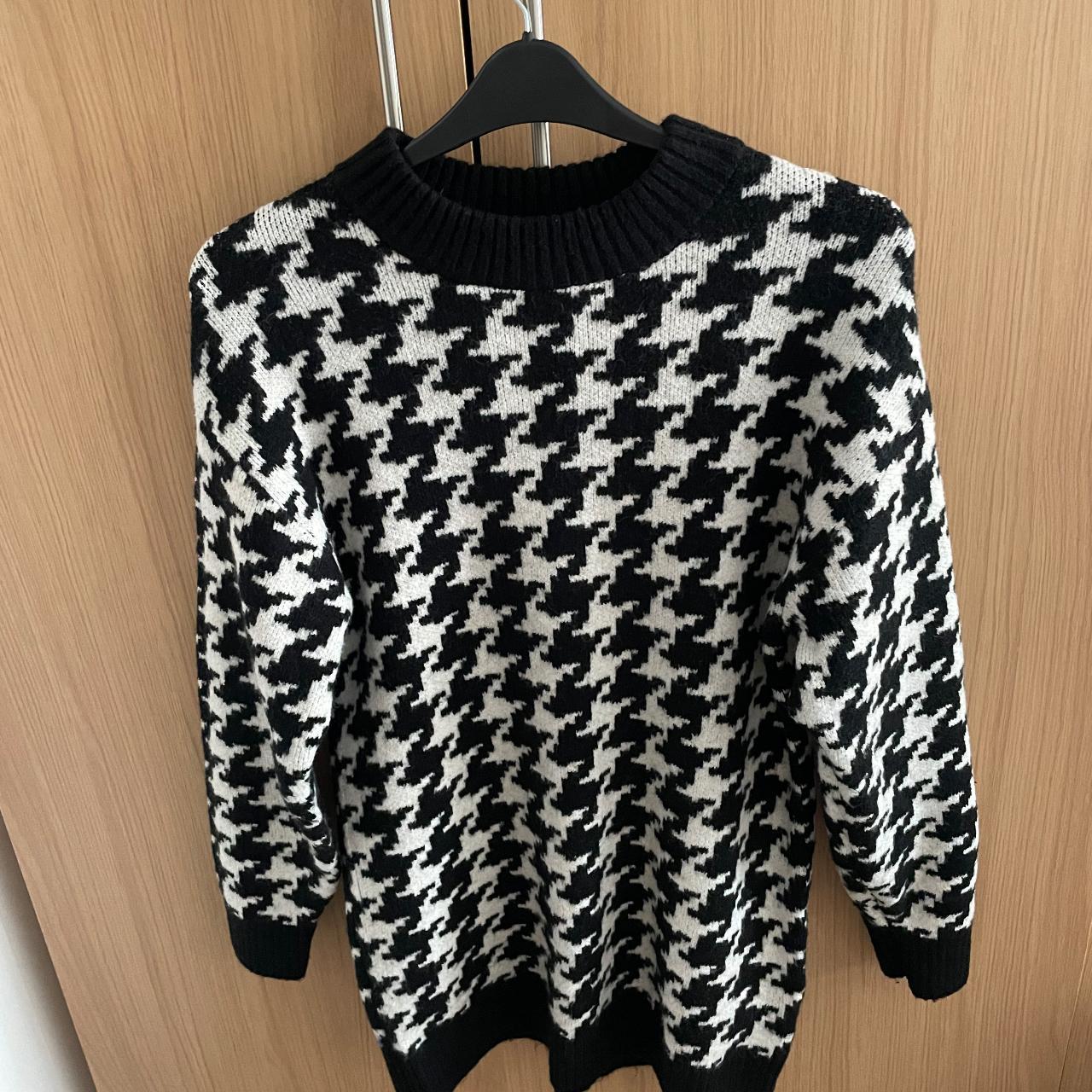 Dogtooth jumper dress Depop