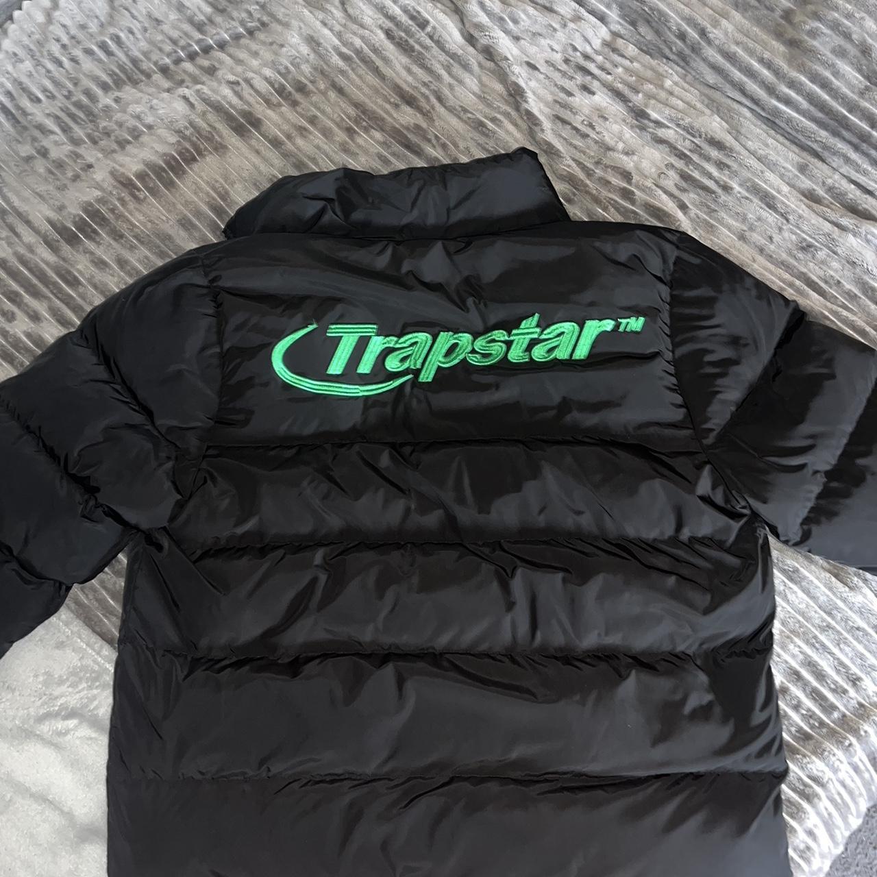 Trapstar black and green puffer coat Size L could... Depop