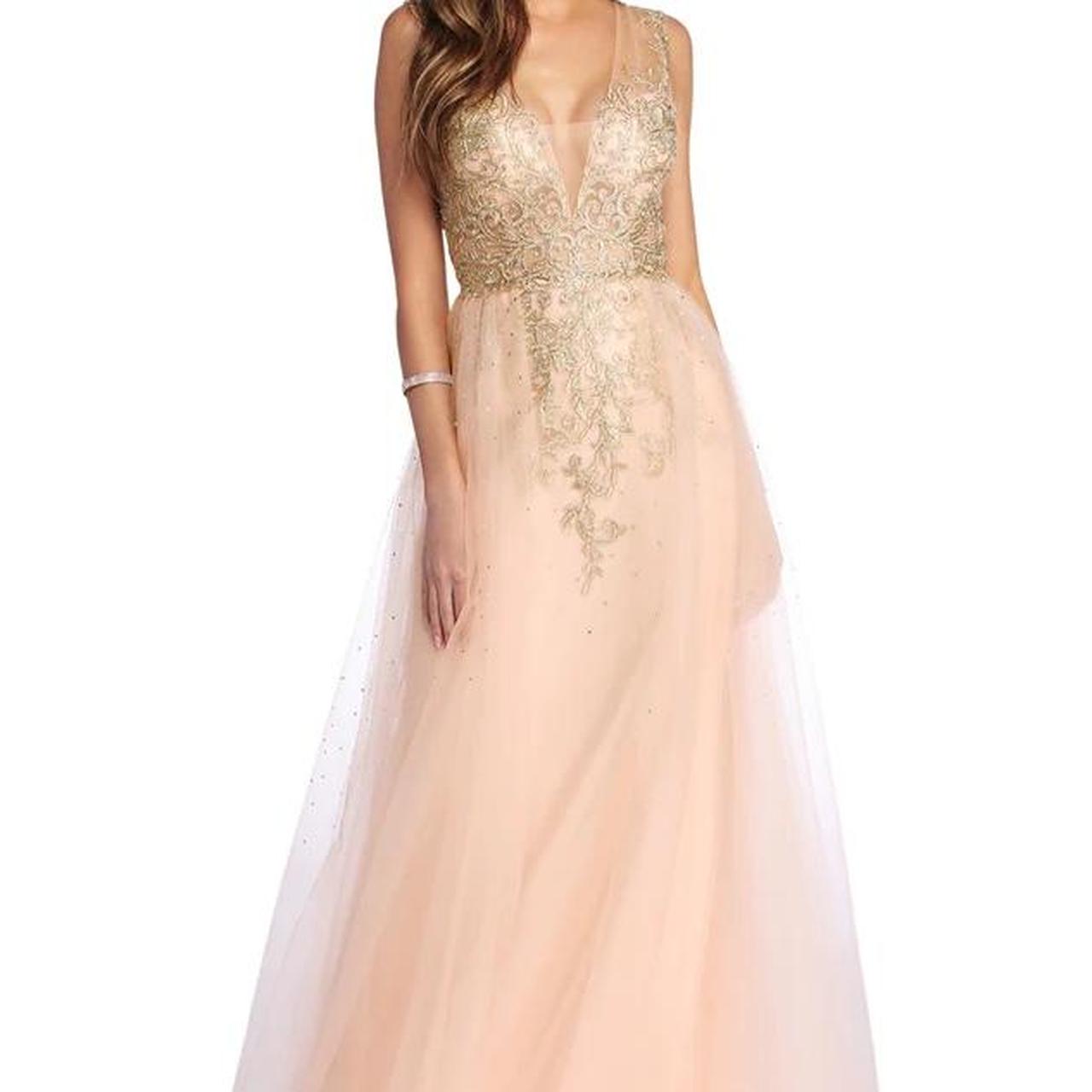 item listed by xomarinaxo