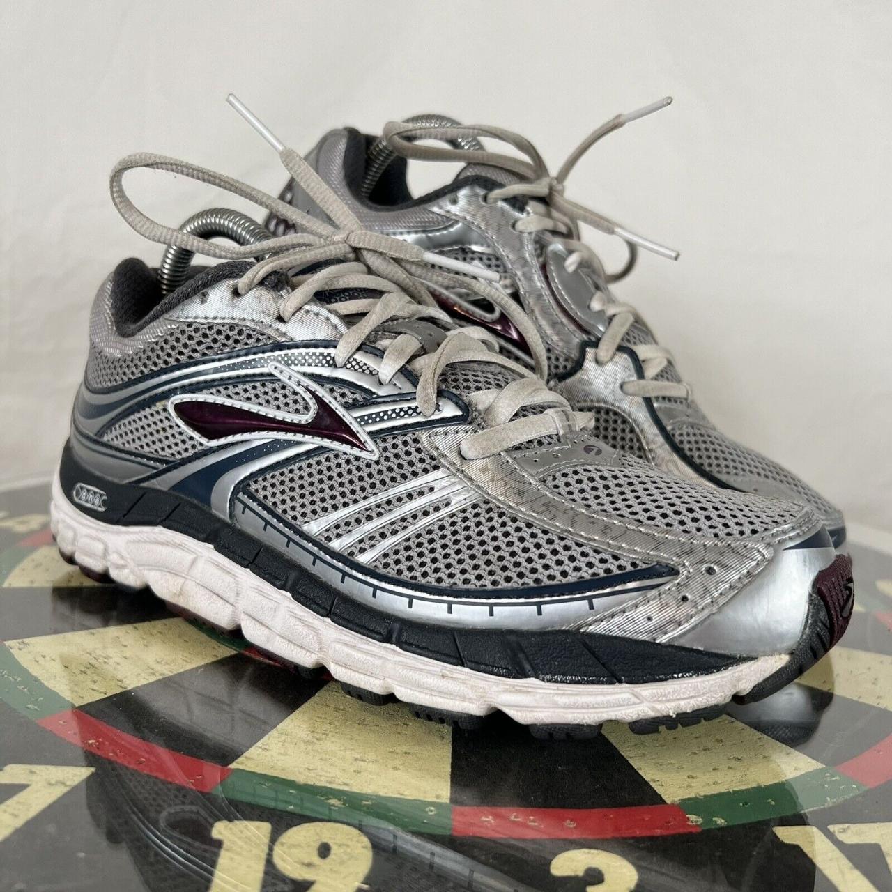 brooks dna women's shoes