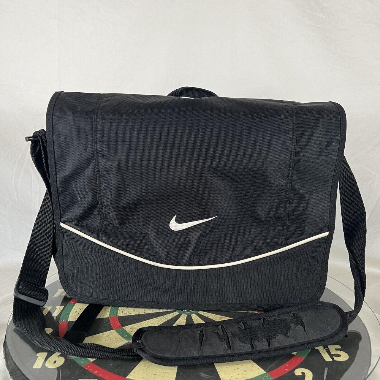 VTG Nike Messenger top small bag