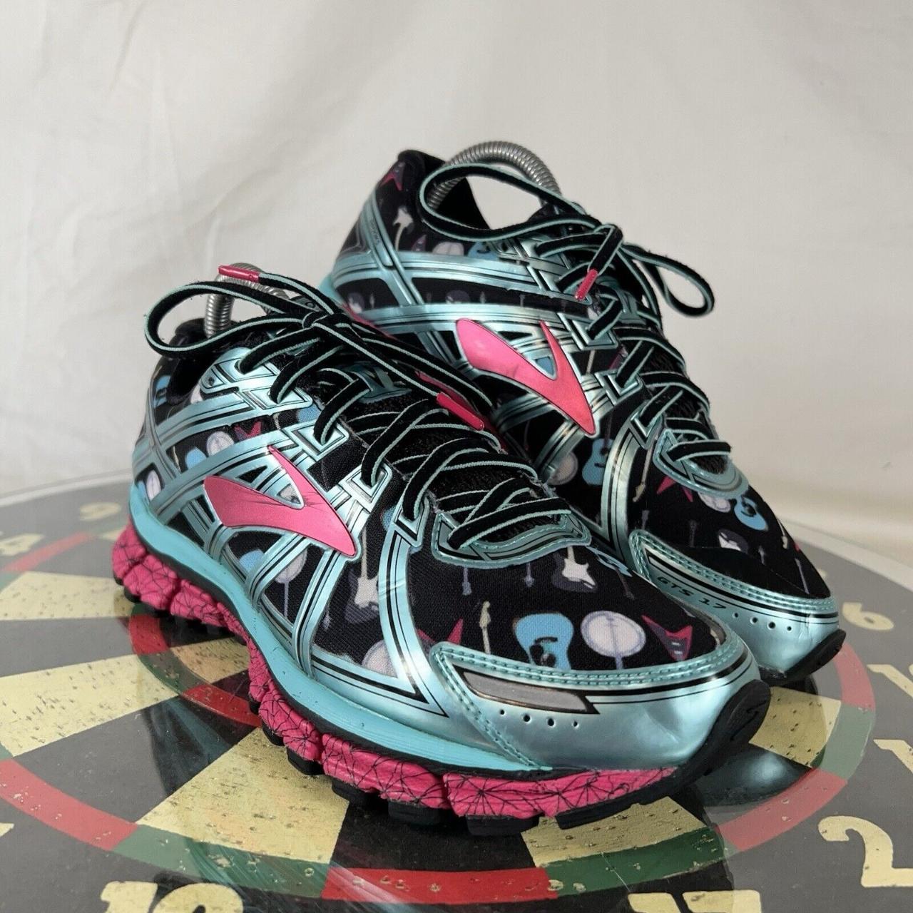 Brooks gts 17 womens size 8.5 hotsell