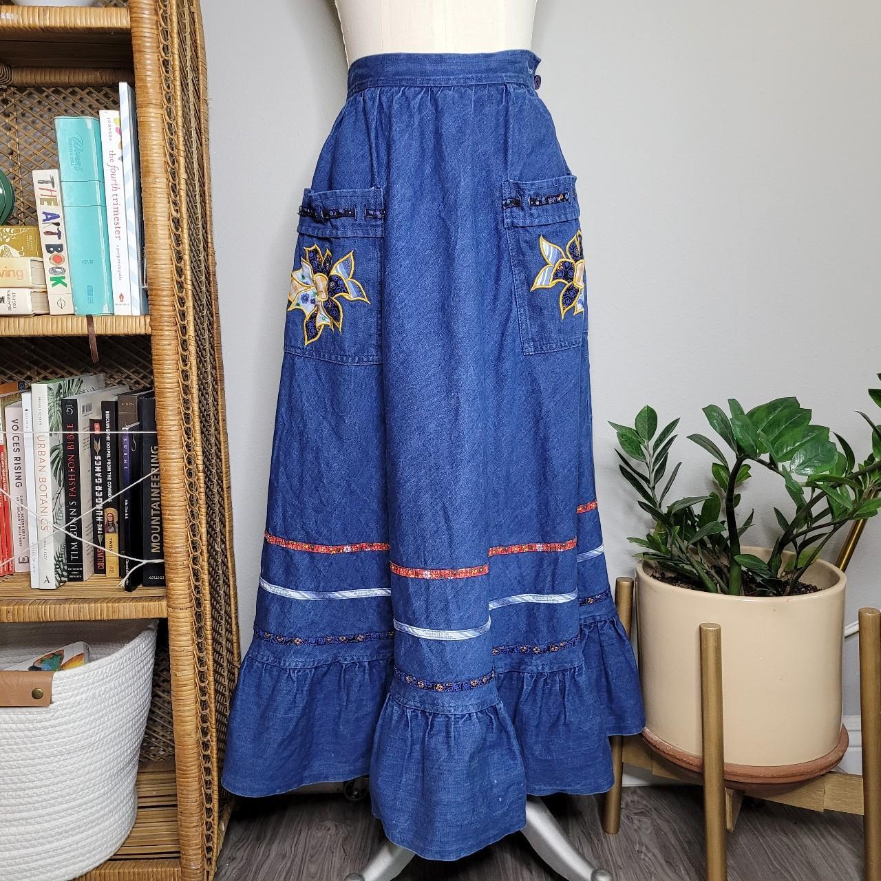 Rare vintage 1970s cotton denim tiered prairie skirt