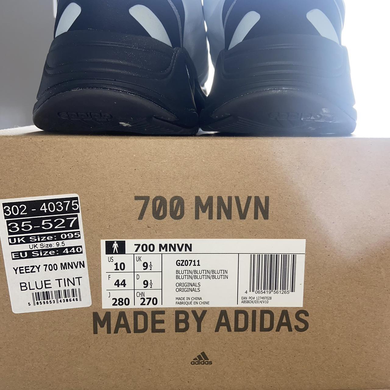 yeezy 700 mnvn sizing