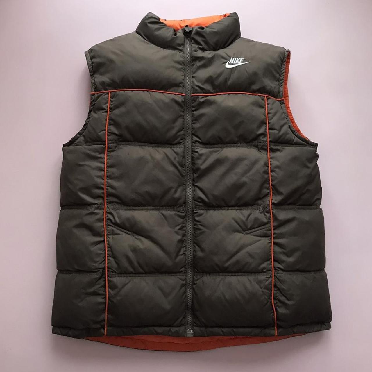 mens nike gilet body warmer