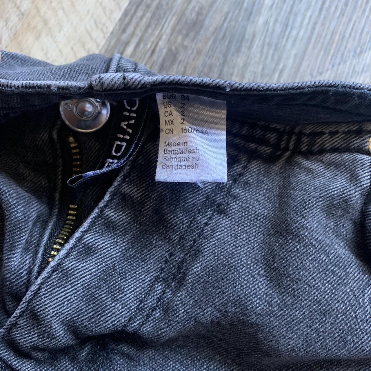 H&M black low rise jeans nice fit - Depop