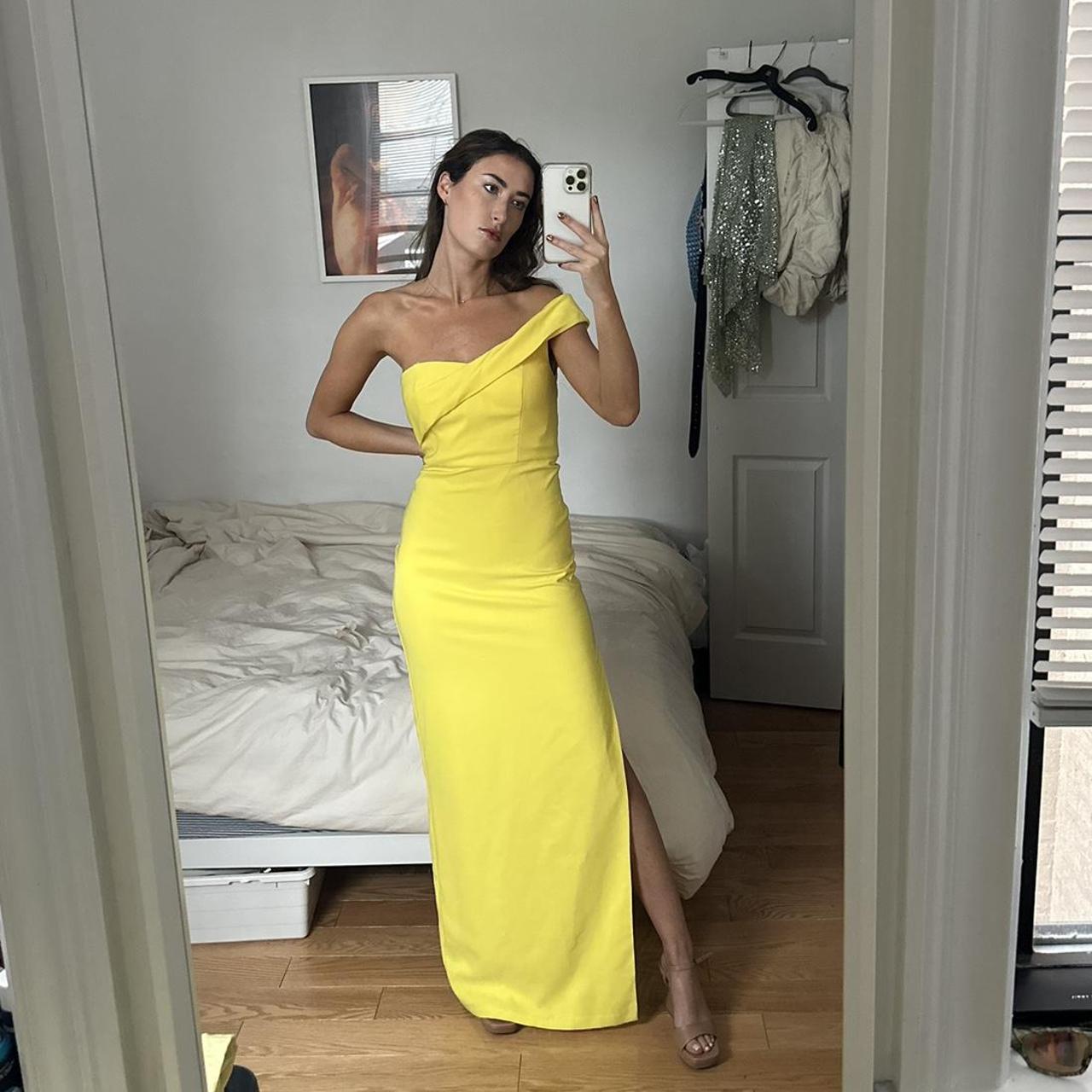 Yellow floor length gown Asymmetrical shoulder