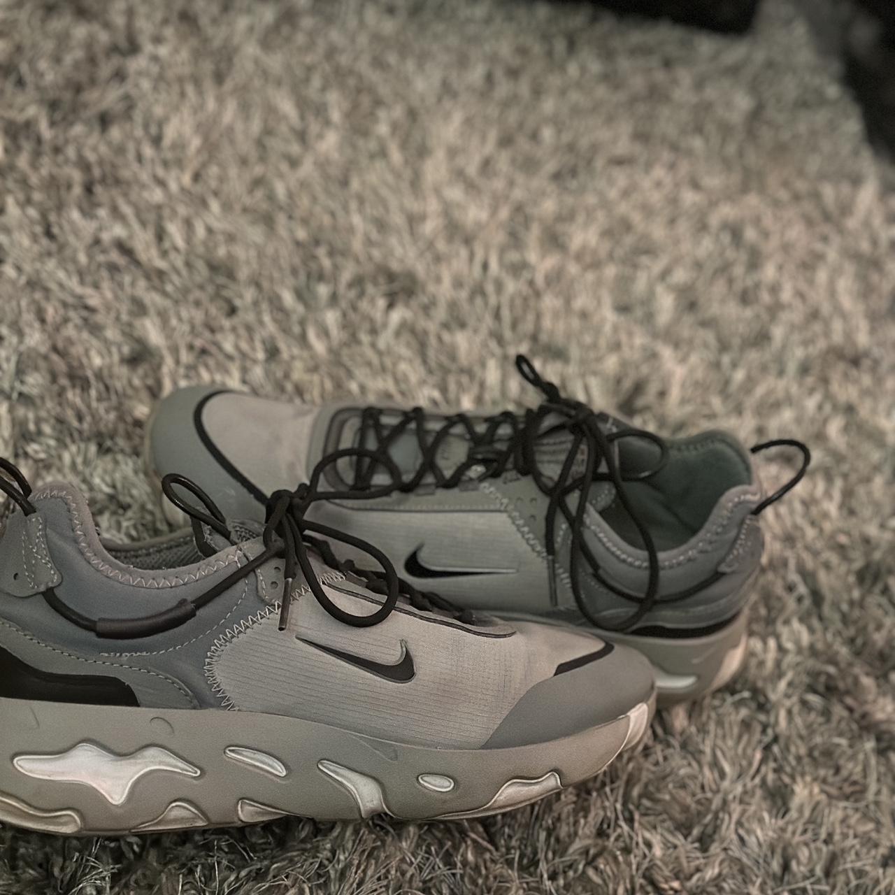 mens nike running shoes size 8