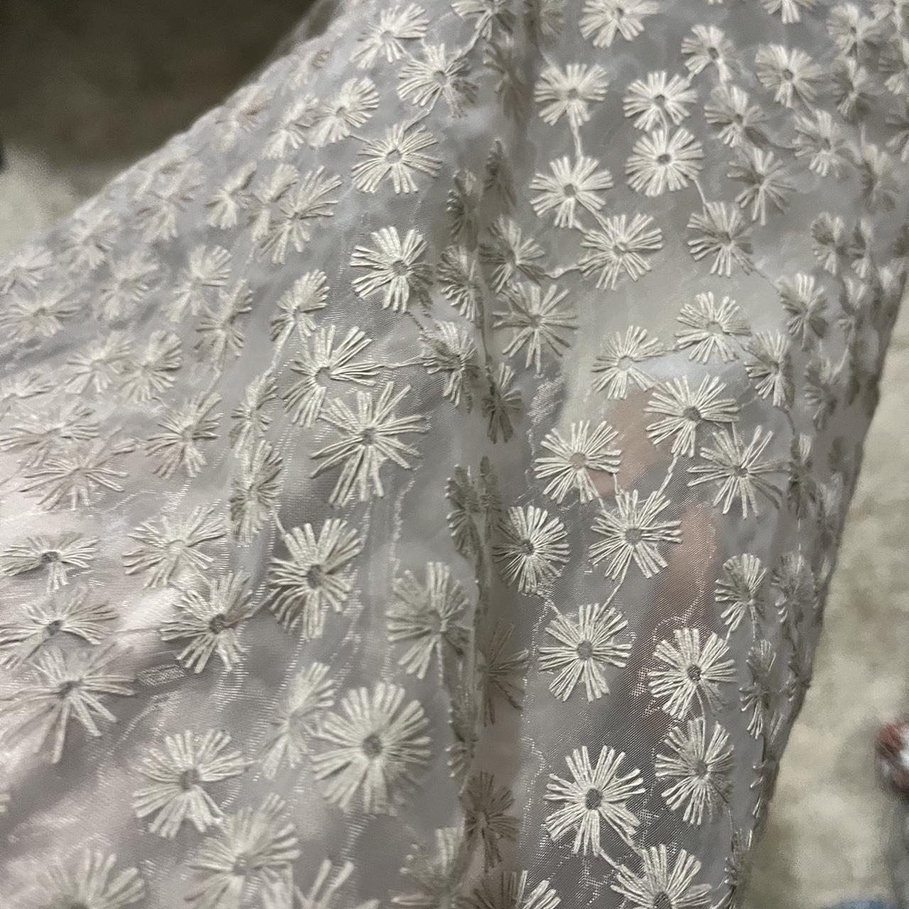 Grey Flower Dress. Super cute and flattering shirt... Depop