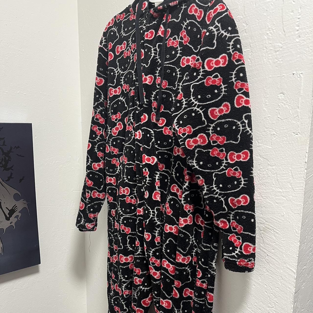 Sanrio Women's Black and Red Pajamas