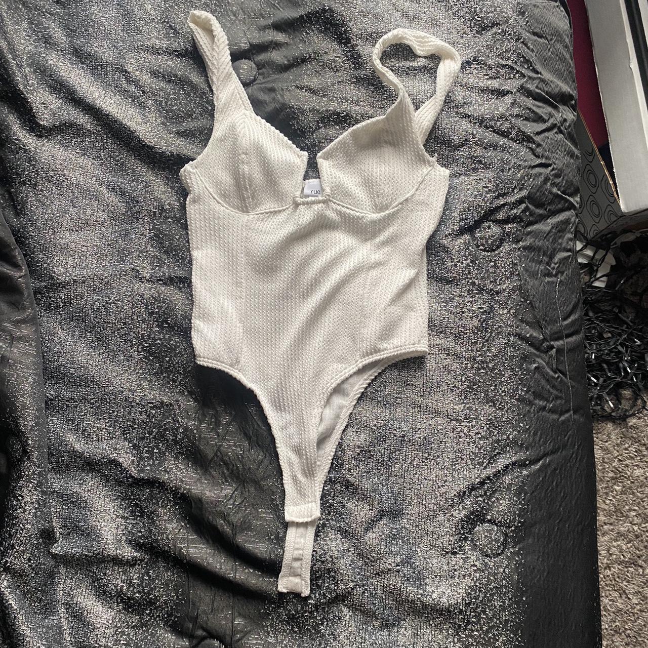 Rue 21 hot sale bodysuit