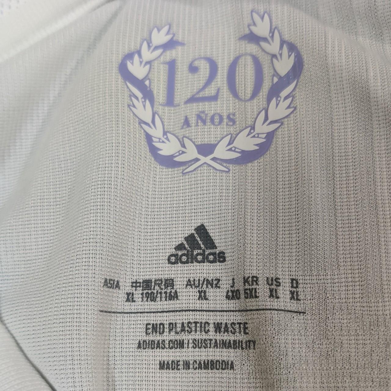 Etiquette adidas hotsell