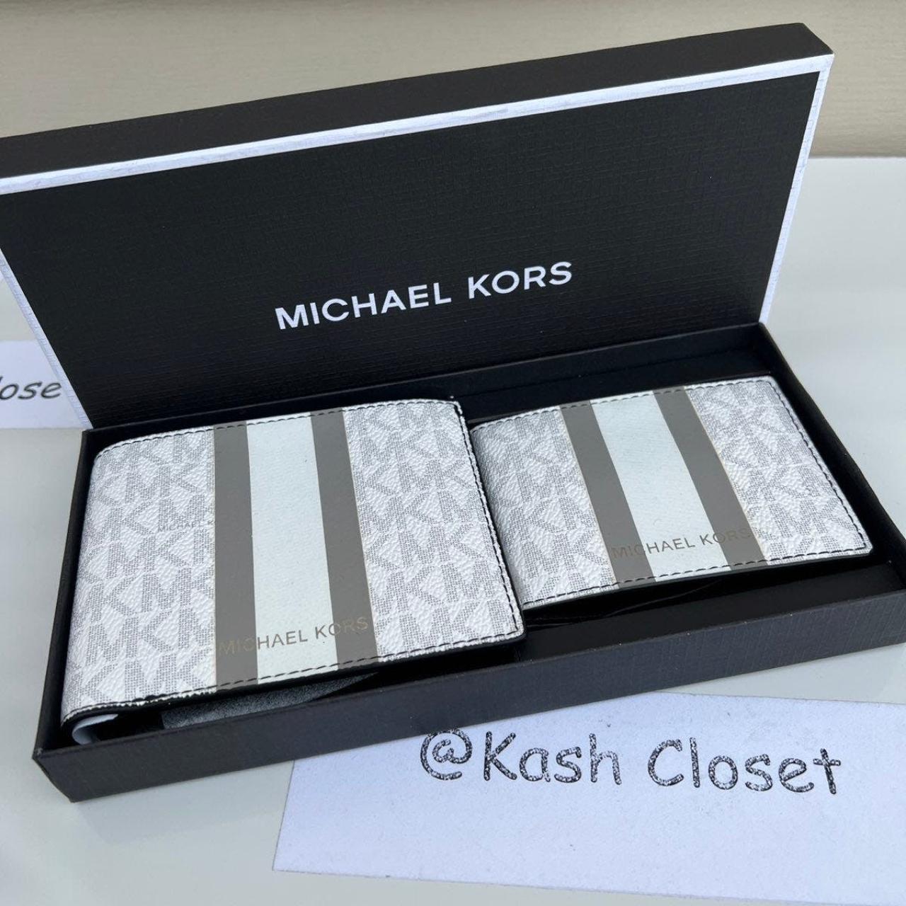 Michael kors wallet box hotsell