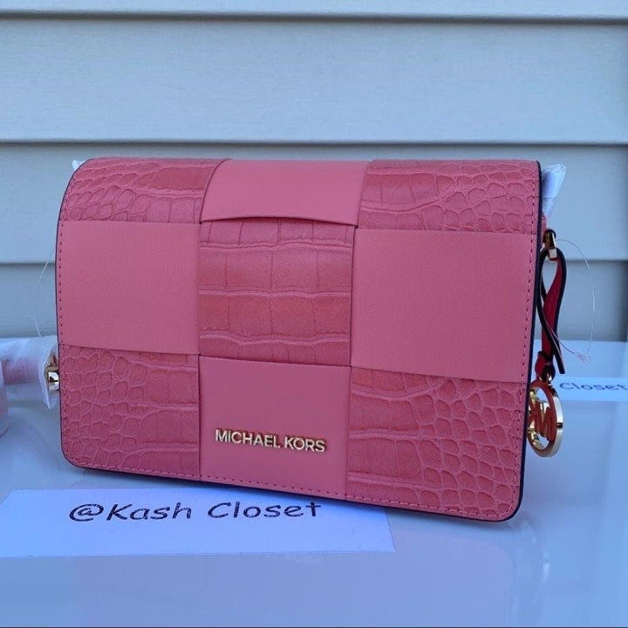 Micheal Kors Mercer Clutch Crossbody 2024