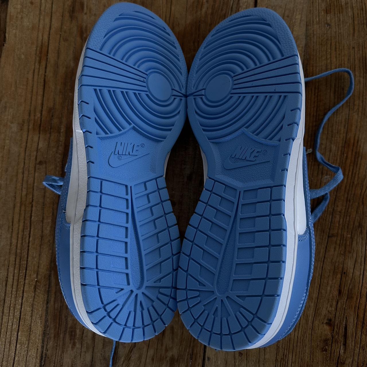 mens blue nike trainers