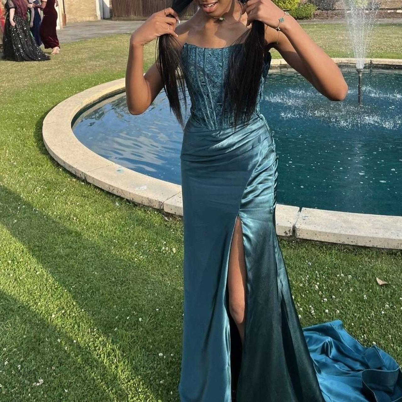 Beautiful emerald green prom dress * worn once for... - Depop