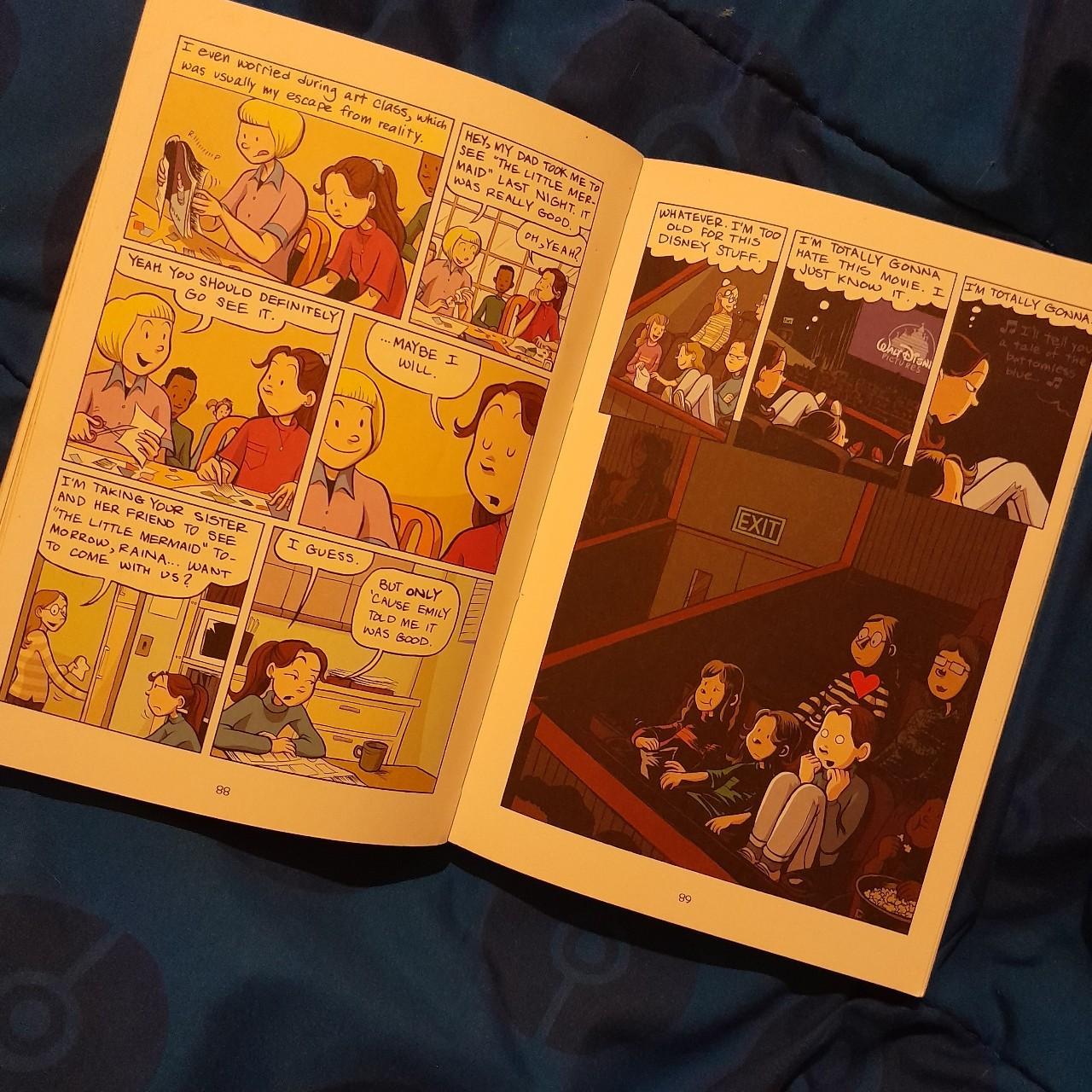 Smile - Raina Telgemeier It's a great book. Used to... - Depop