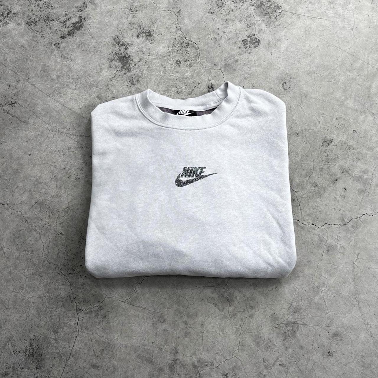 Nike Men's White and Grey Sweatshirt | Depop