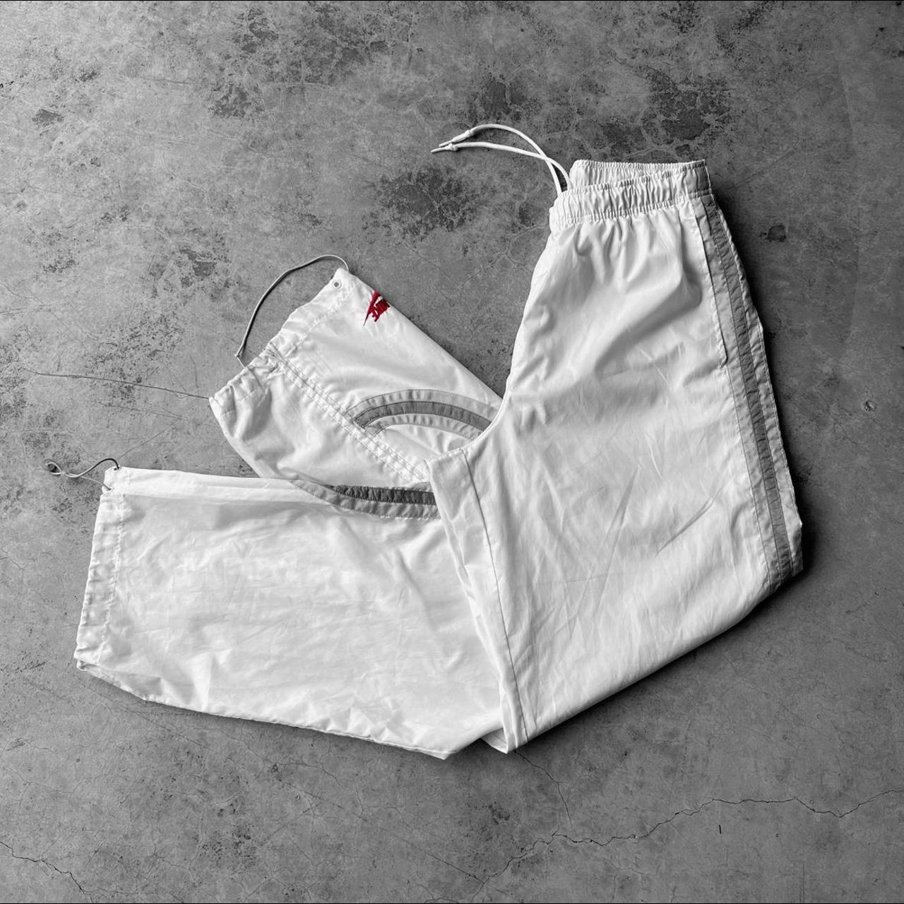 Nike Men's White and Red Joggerstracksuits Depop