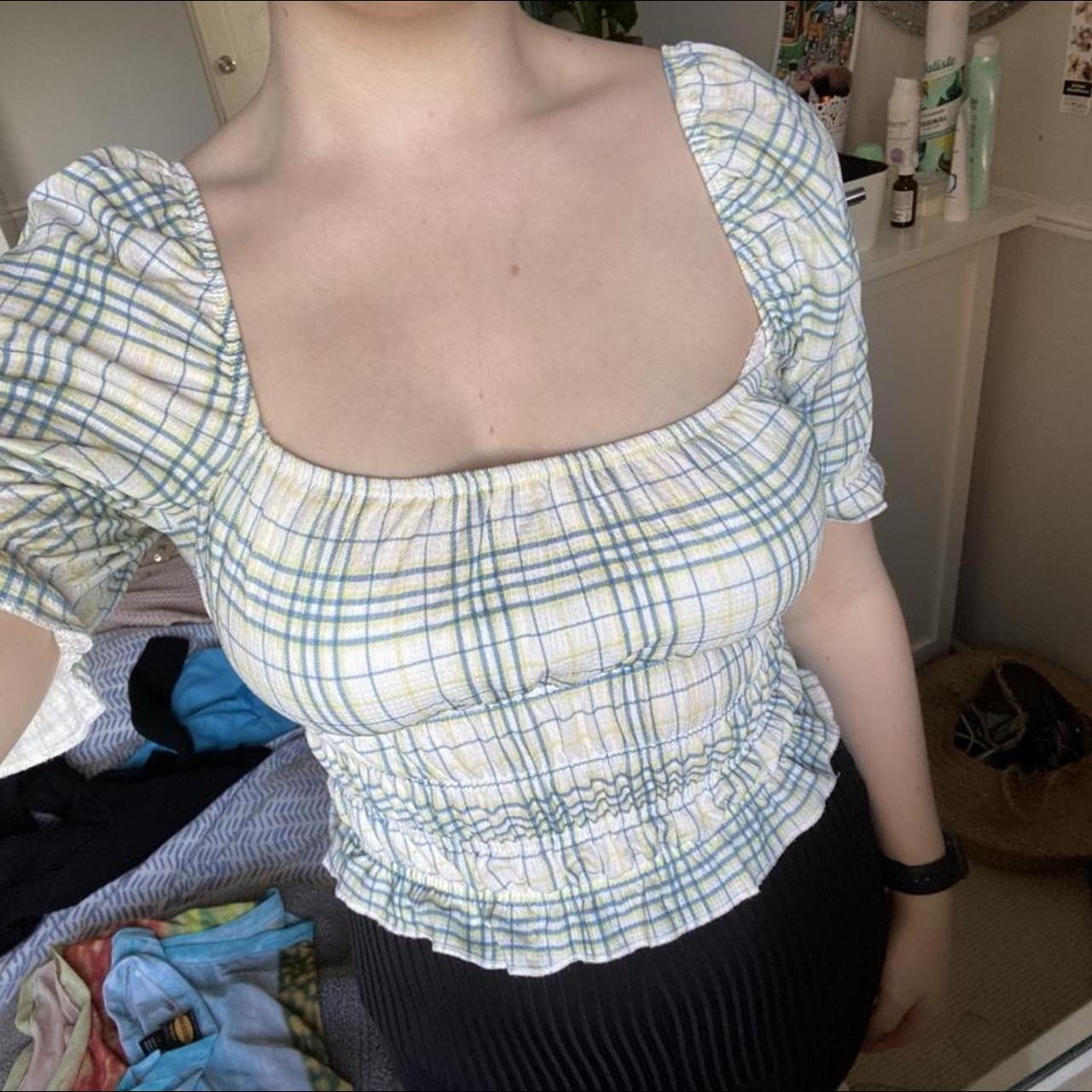 Urban outfitters top - size Small but would fit... - Depop