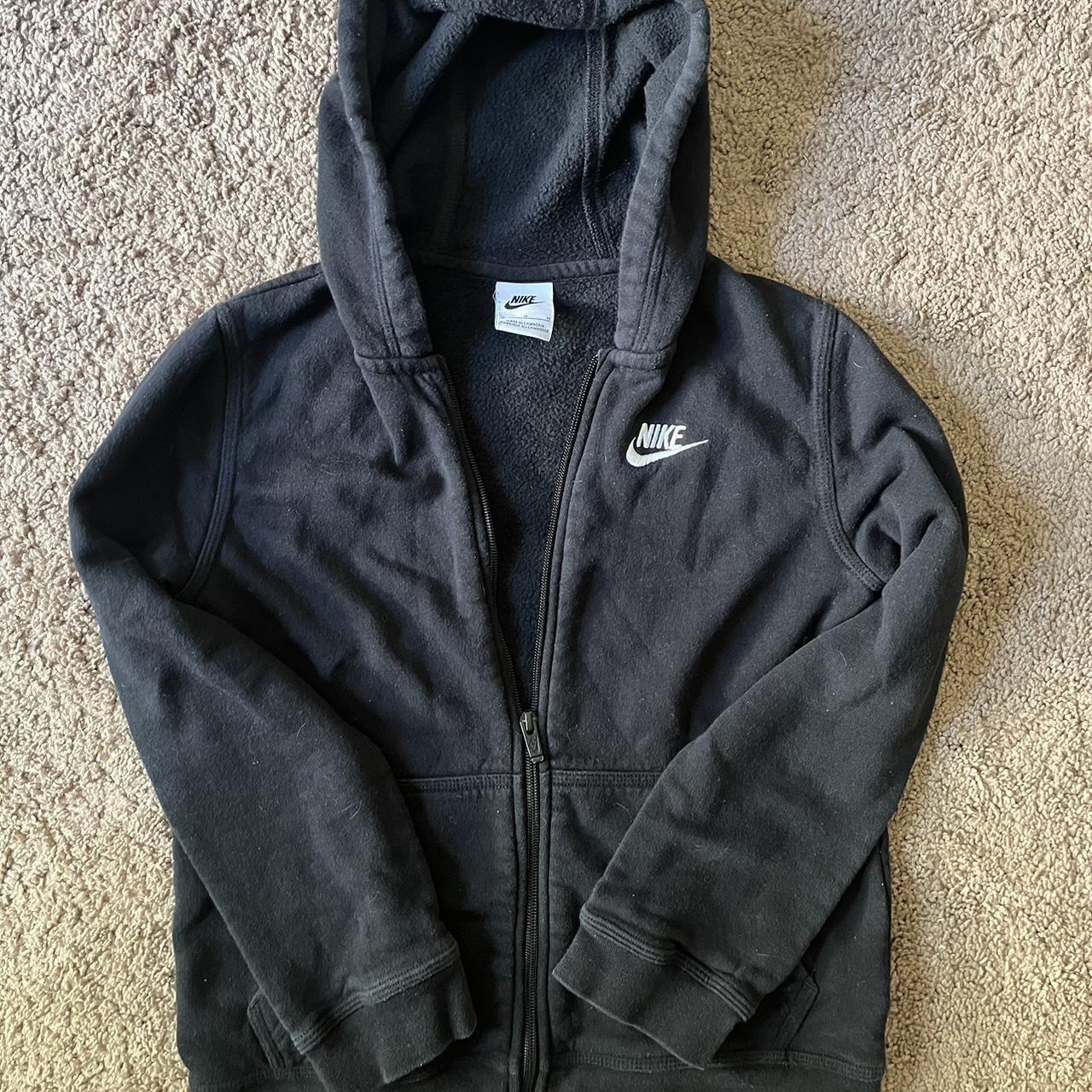 zip up black nike jacket