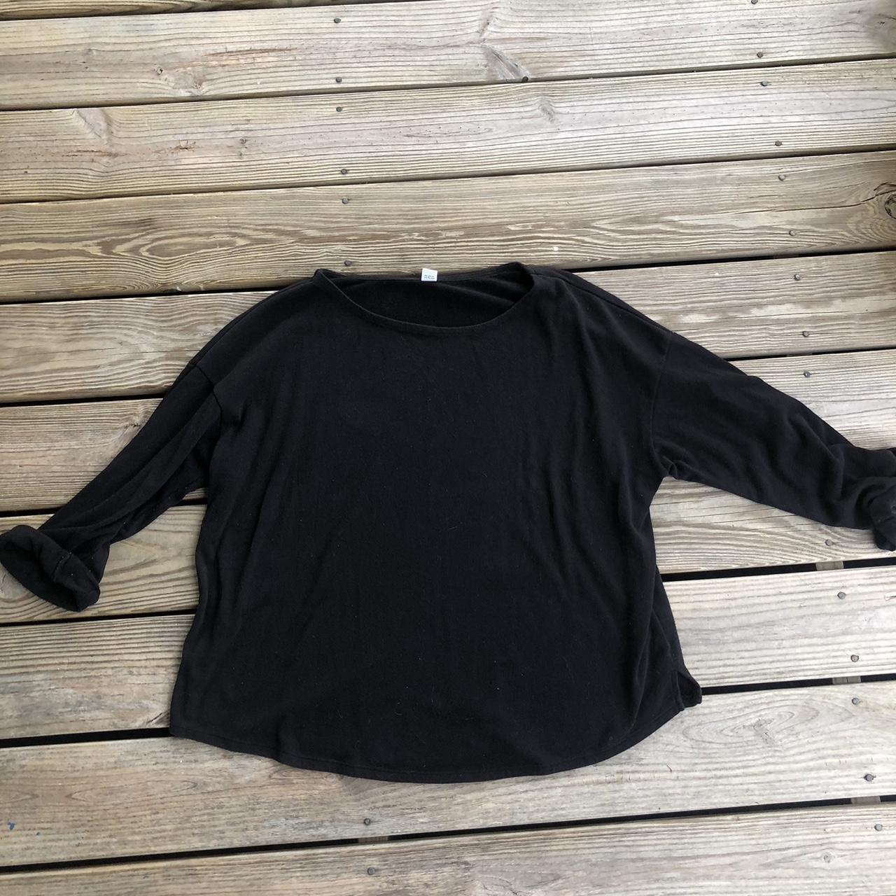 Old Navy Women's Black T-shirt | Depop