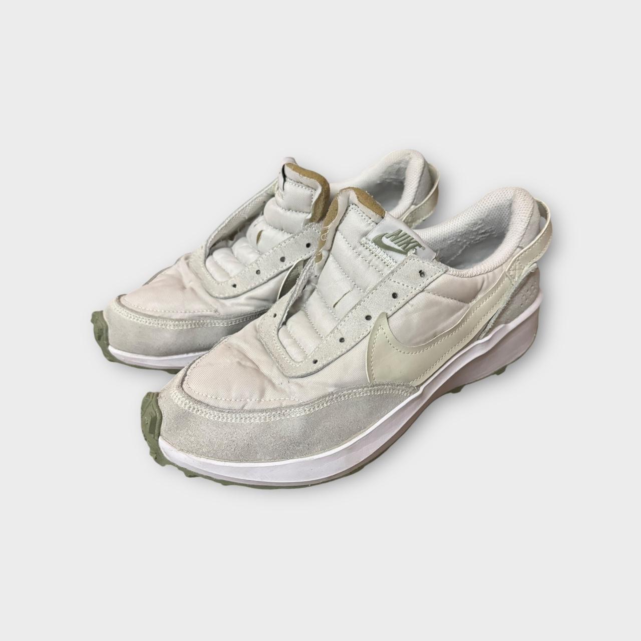 item listed by lilosbargainbin