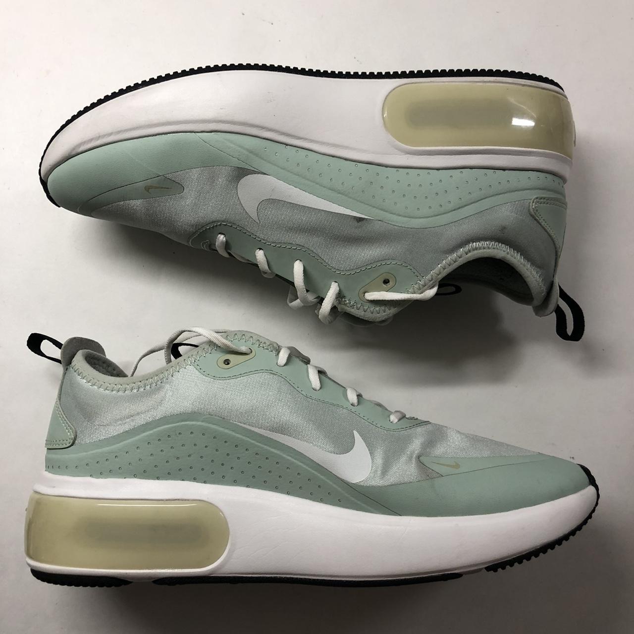 Nike dia clearance green