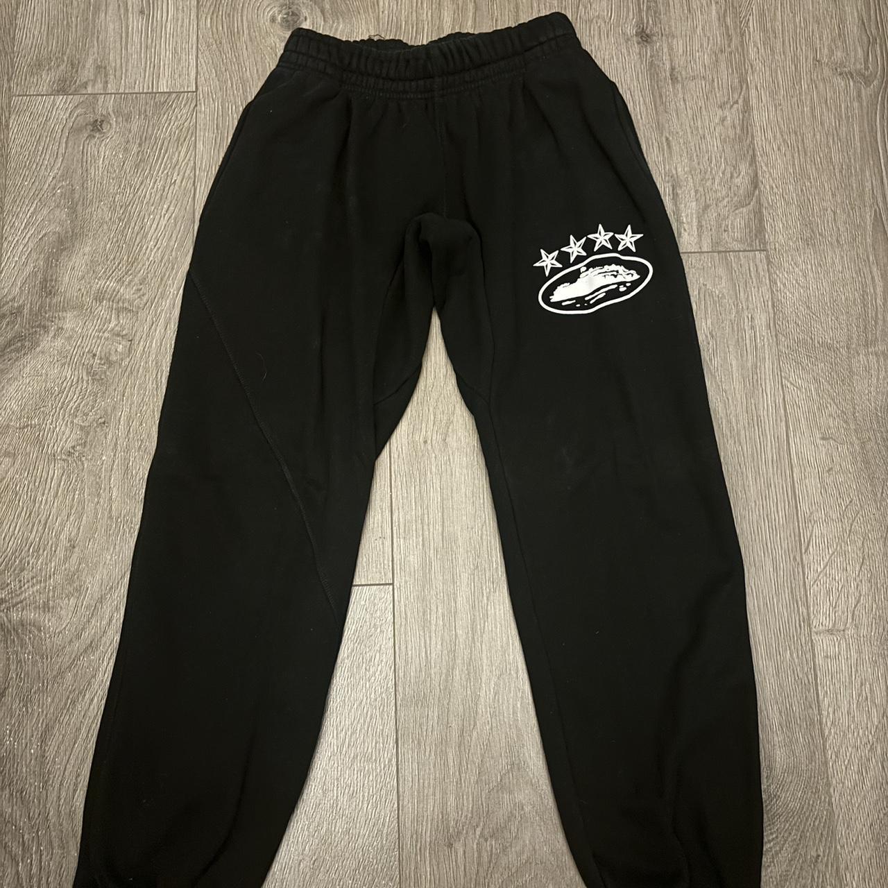 corteiz (crtz) 4 star joggers got off the drop worn... - Depop