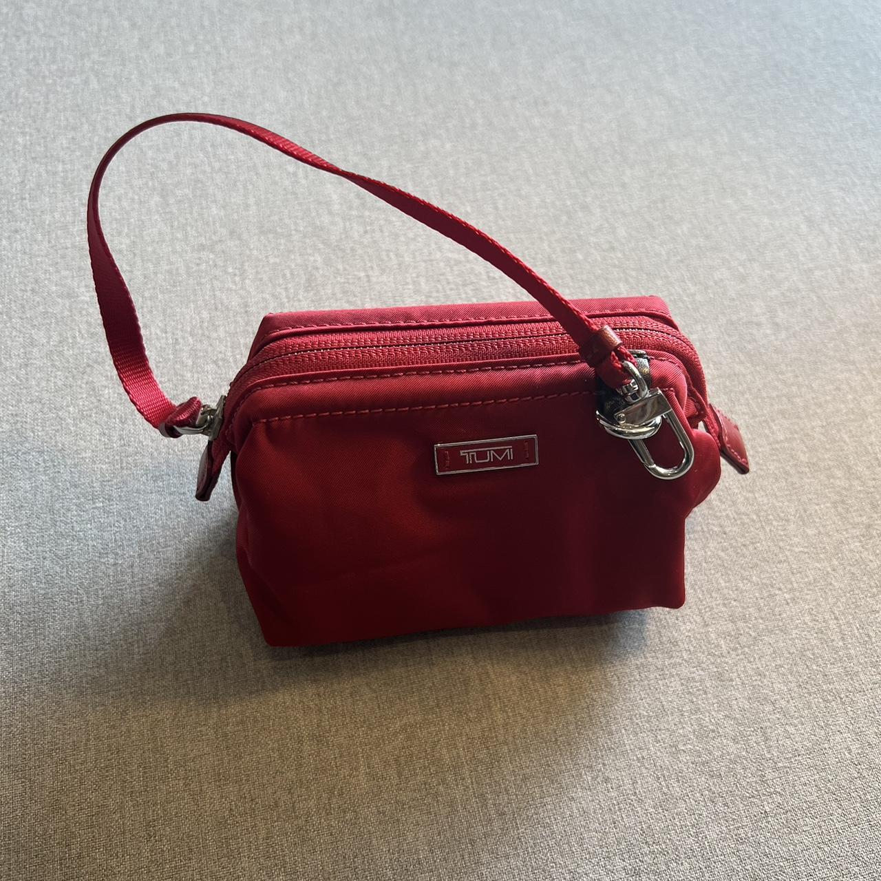 Outlets Tumi Wristlet