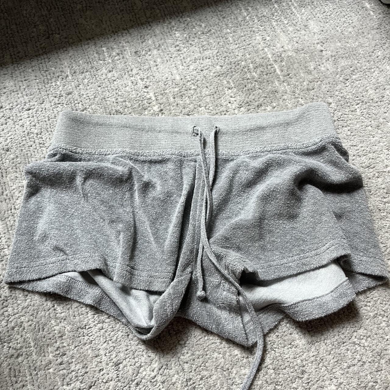 Girls Grey hard tail store shorts Size large