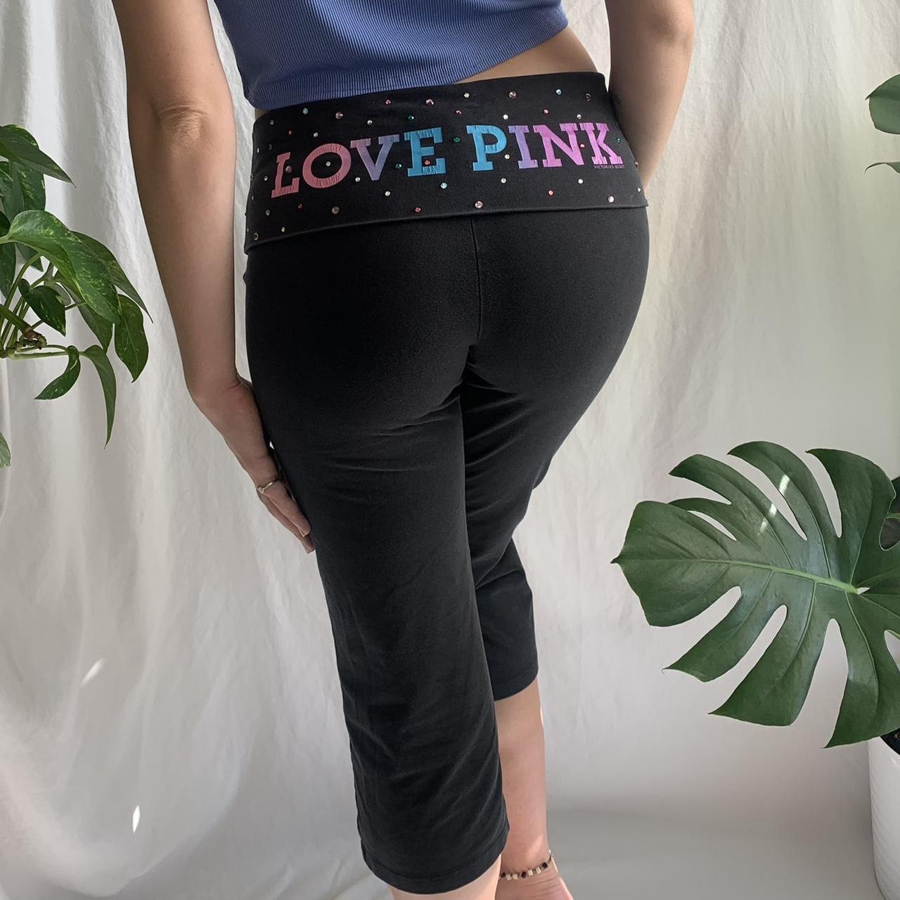 Love pink yoga pants hotsell