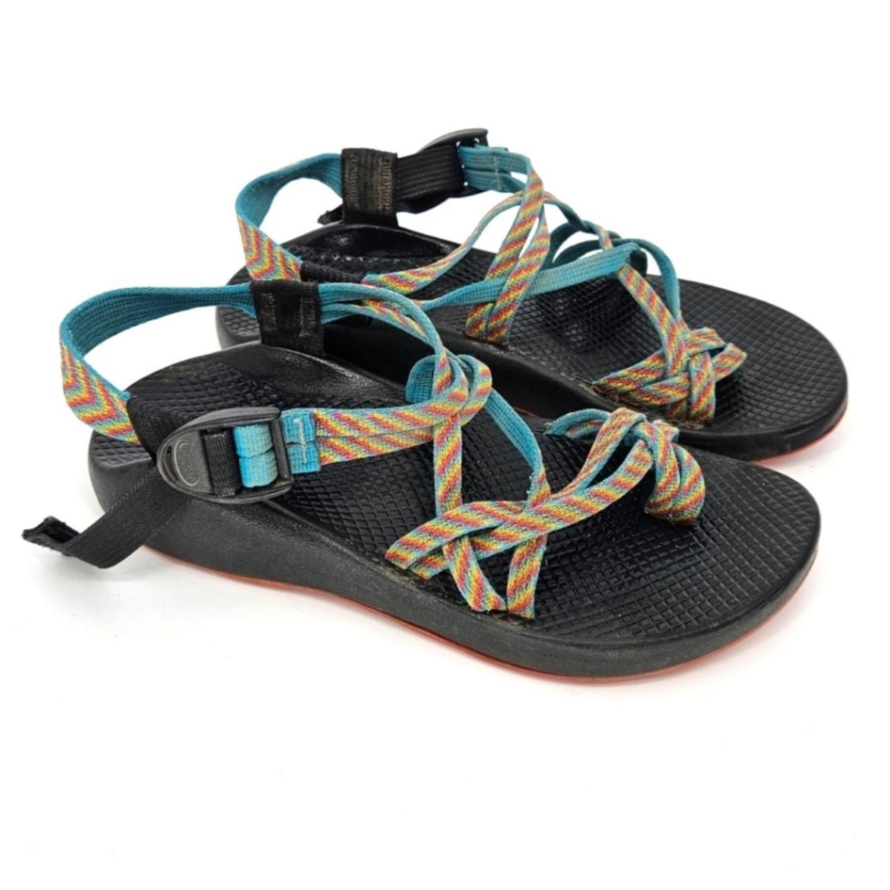 Chaco strappy hot sale sandals