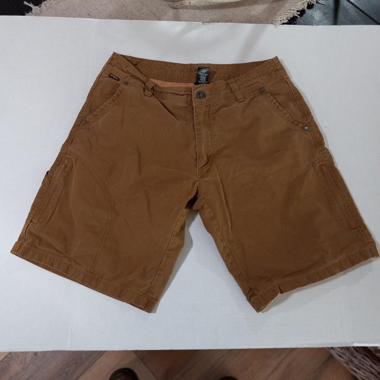 KULE Men's Brown and Khaki Shorts