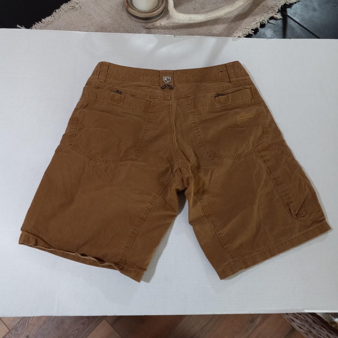 KULE Men's Brown and Khaki Shorts (2)