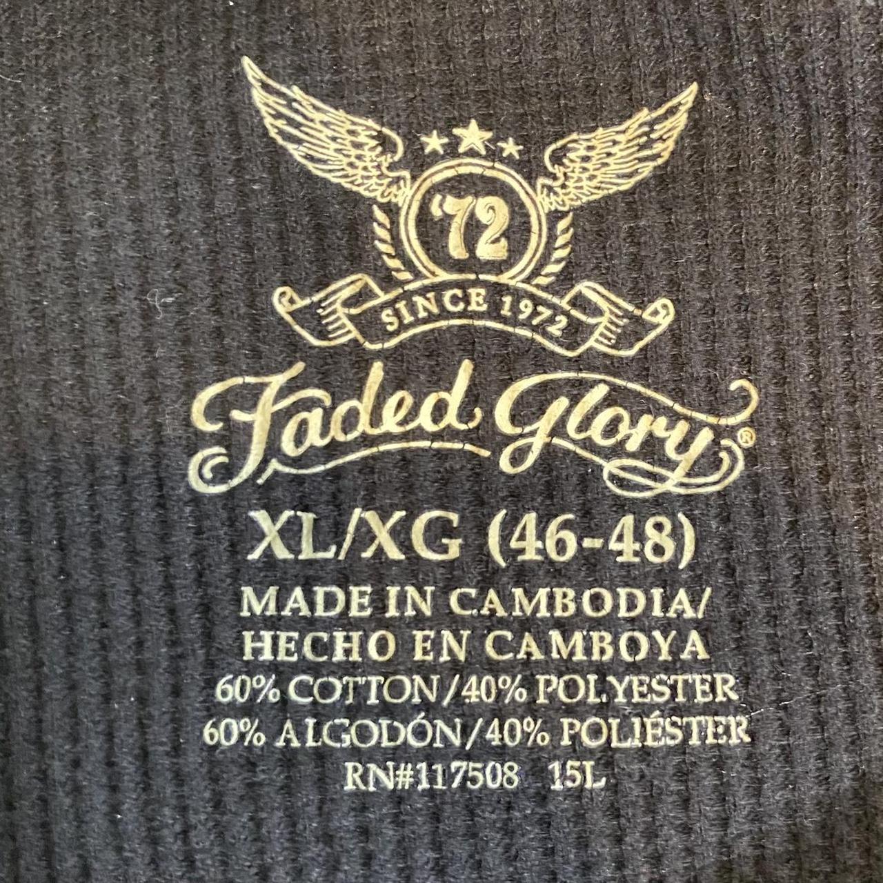Faded Glory Men's Black and Green T-shirt (4)