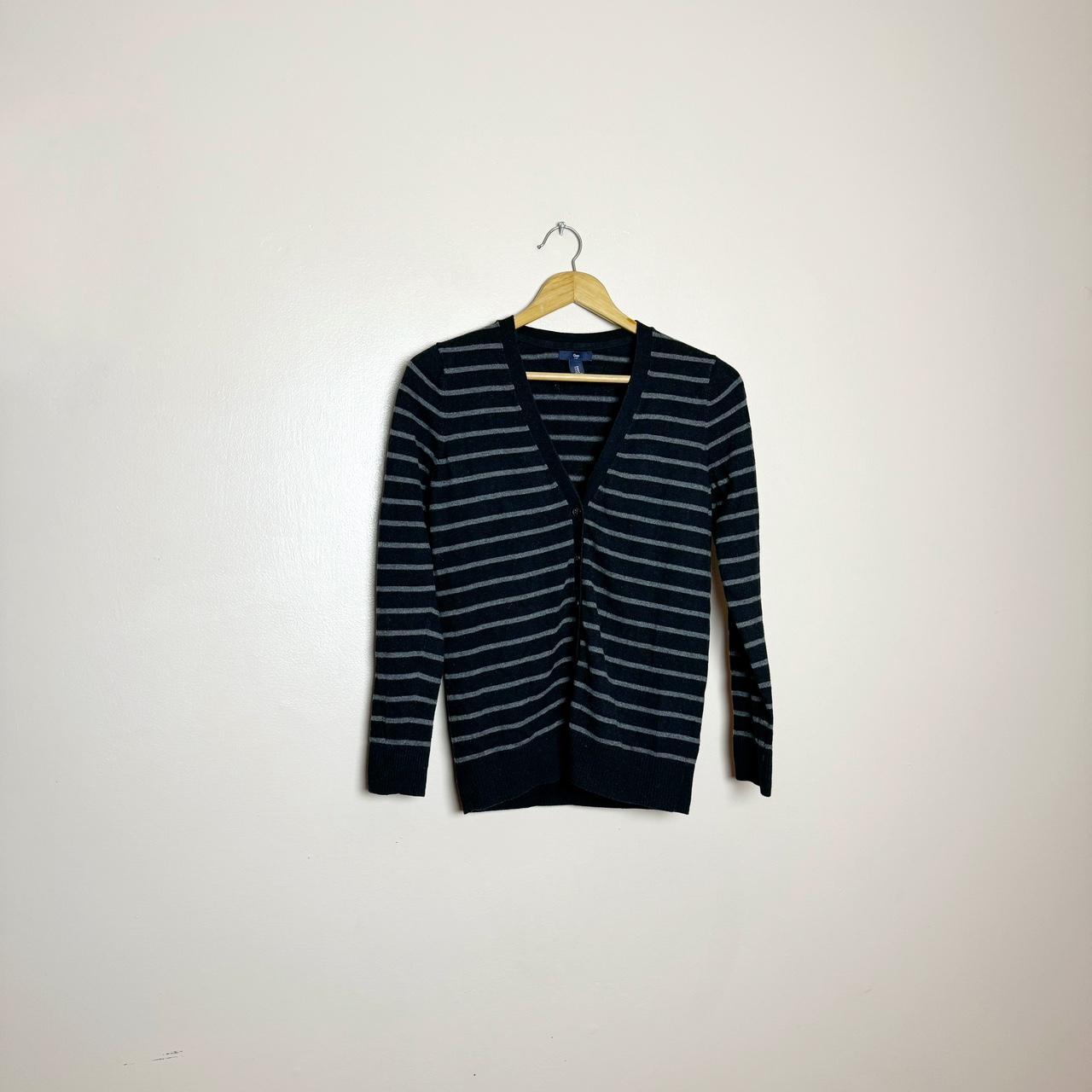 Gap store factory cardigan