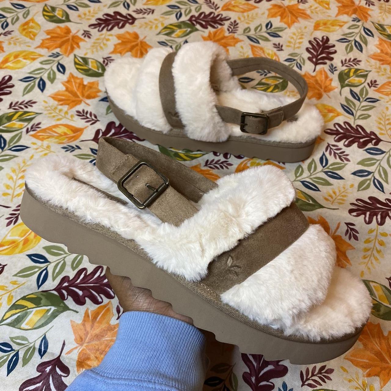 Brand New Brown And Tan Fuzzy Koolaburra By UGG... - Depop