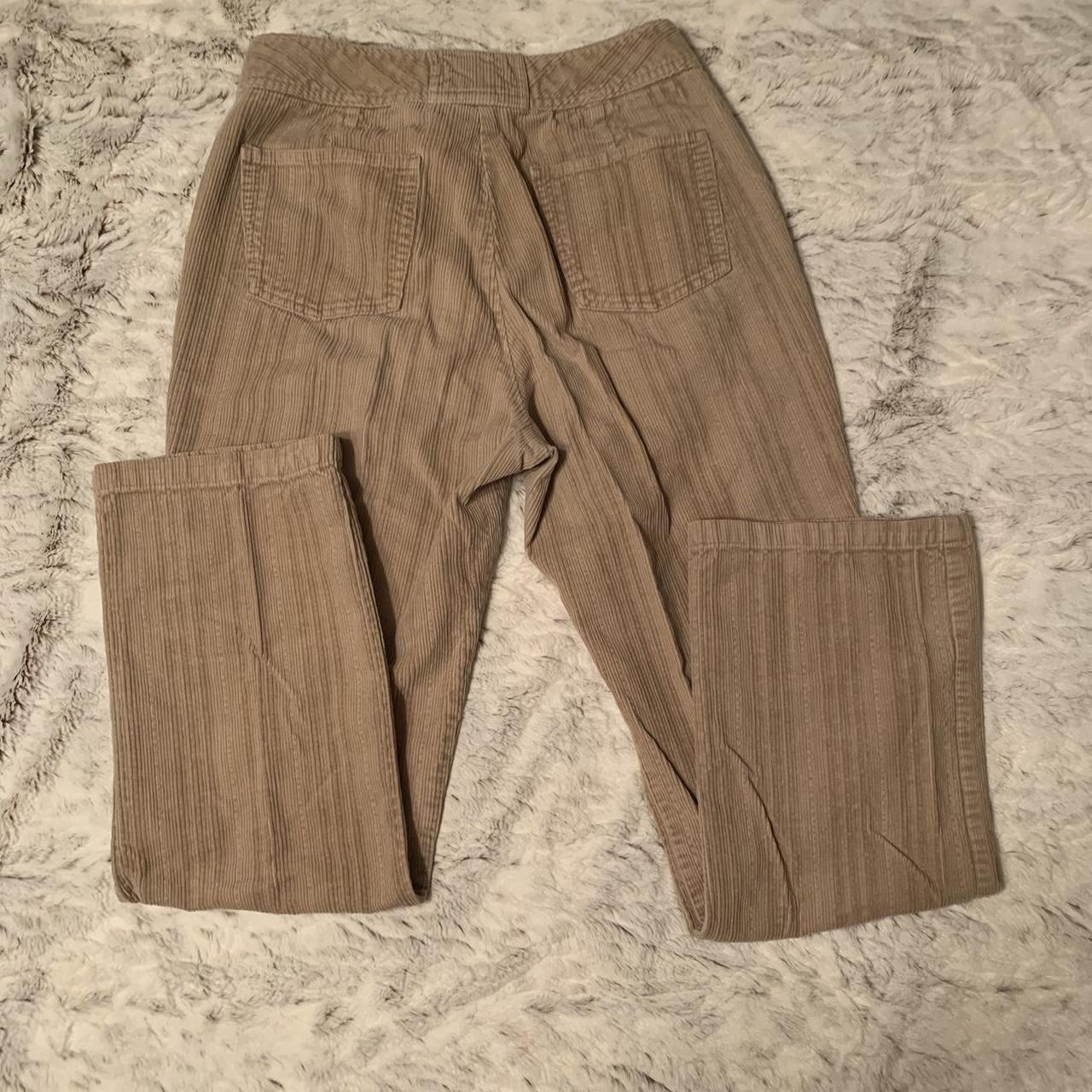 Jones Wear Sport corduroy jeans Size 4 Vintage 28... - Depop