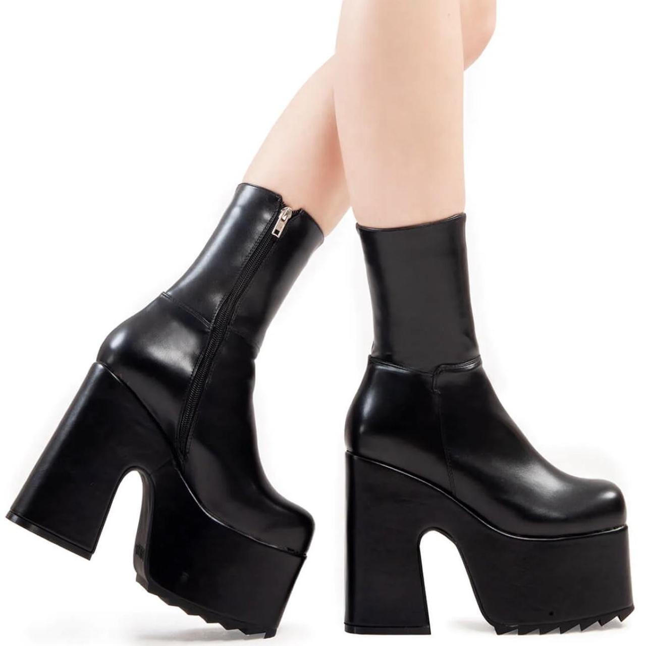 Ankle Boot Friday Night Platform Boot Faux Leather Star Platform