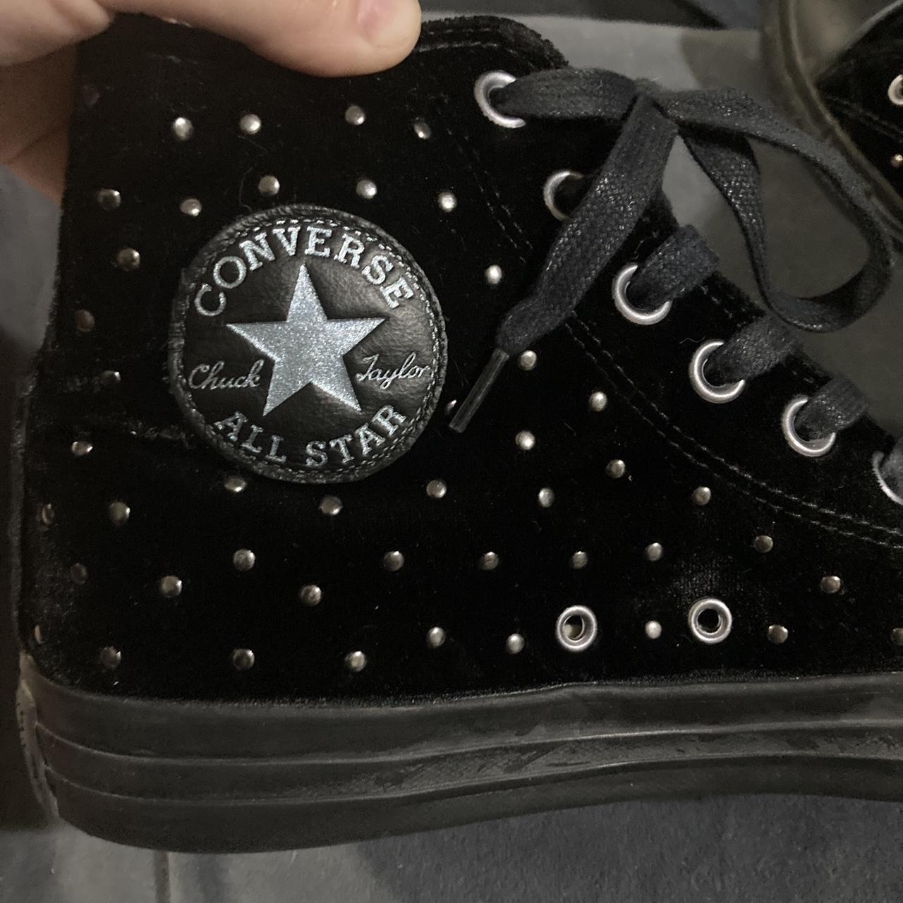 Velvet hotsell studded converse