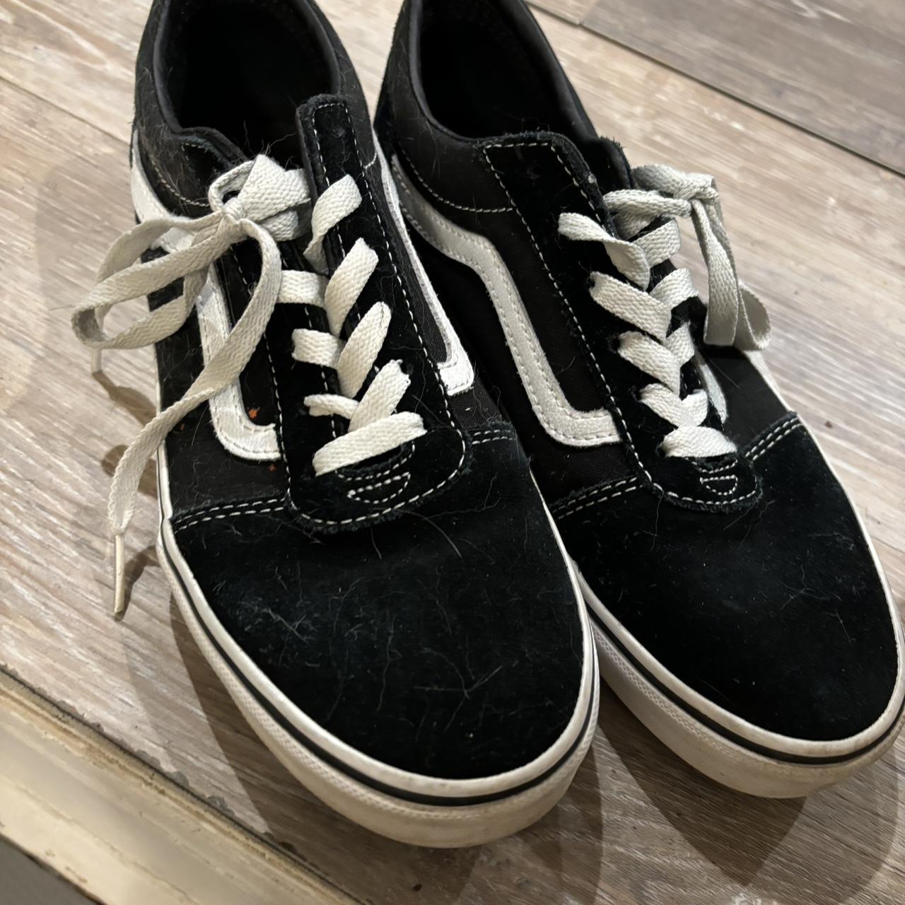 Vans size hotsell 6 boys