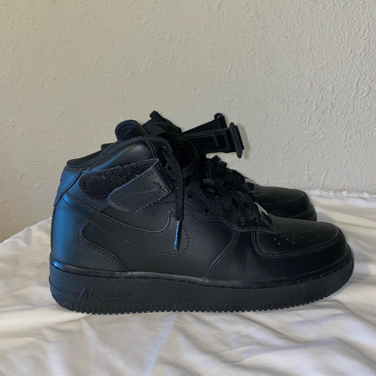 Nike Air Force 1 Mid '07 Men's Shoe Size 9 (Black)