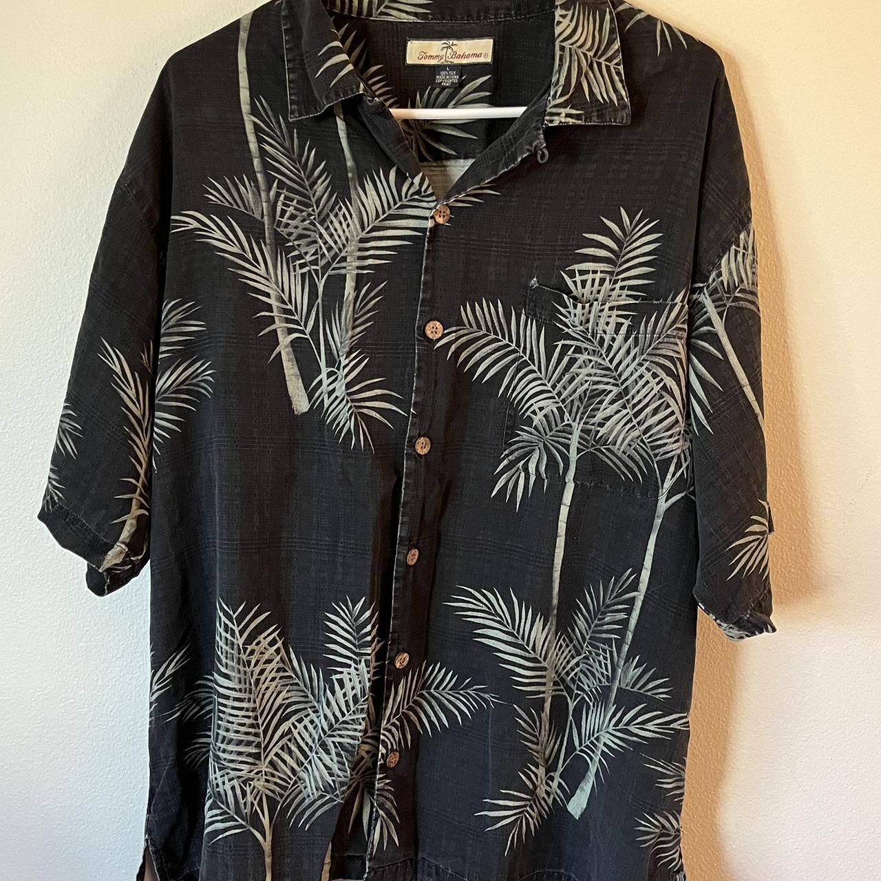 OG Tommy Bahama Hawaiian shirt size... - Depop