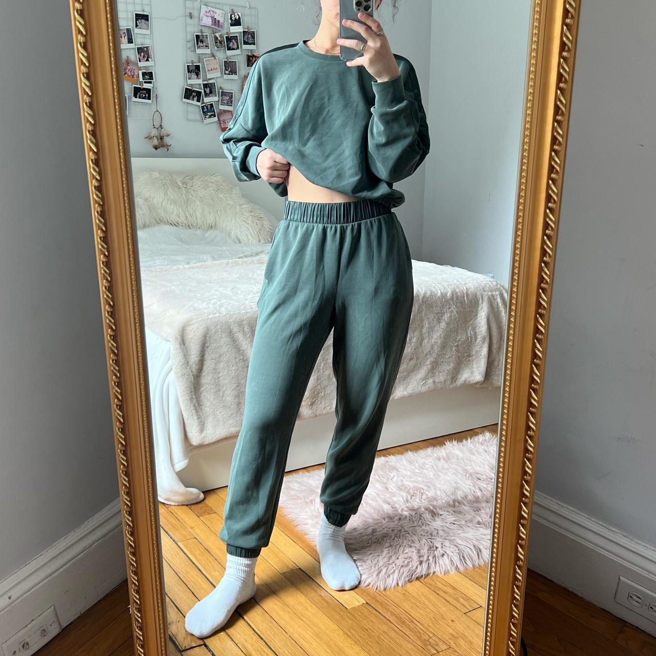 Express Women's Green Suit Depop