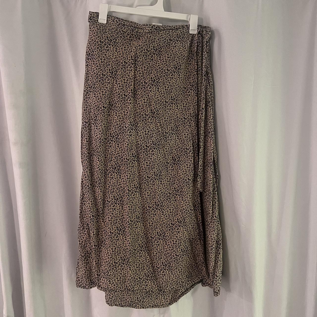 monsta X follow 2) includes: photocard Depop - Main Image