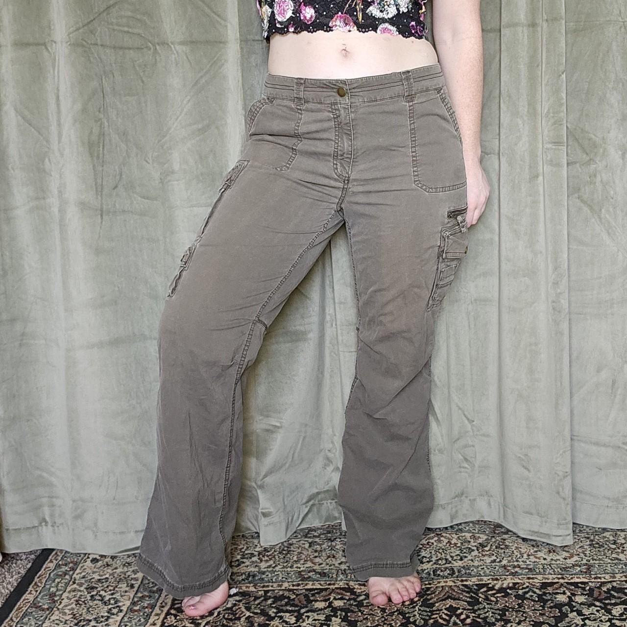Vintage 90s / y2k khaki flare pants. Very low rise.